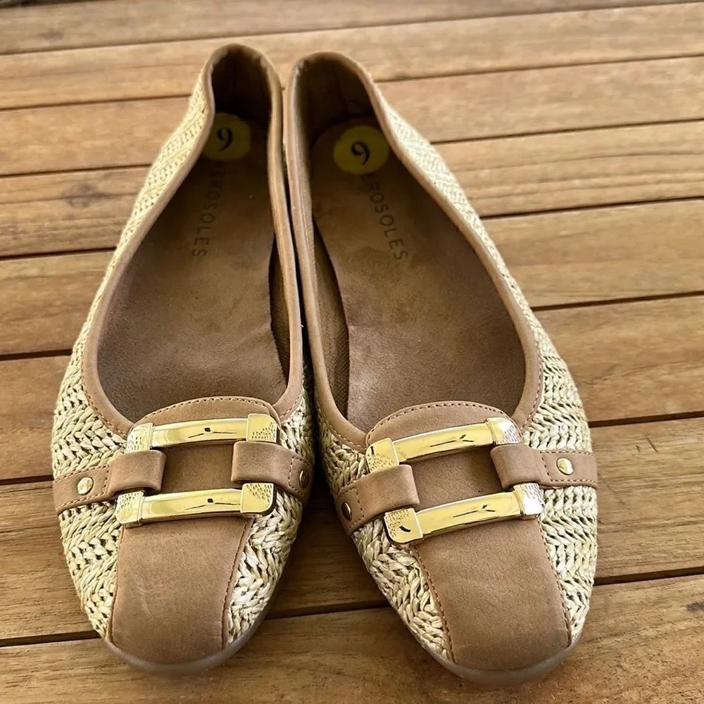 Aerosoles | Natural Big Bet Flat - Women 9